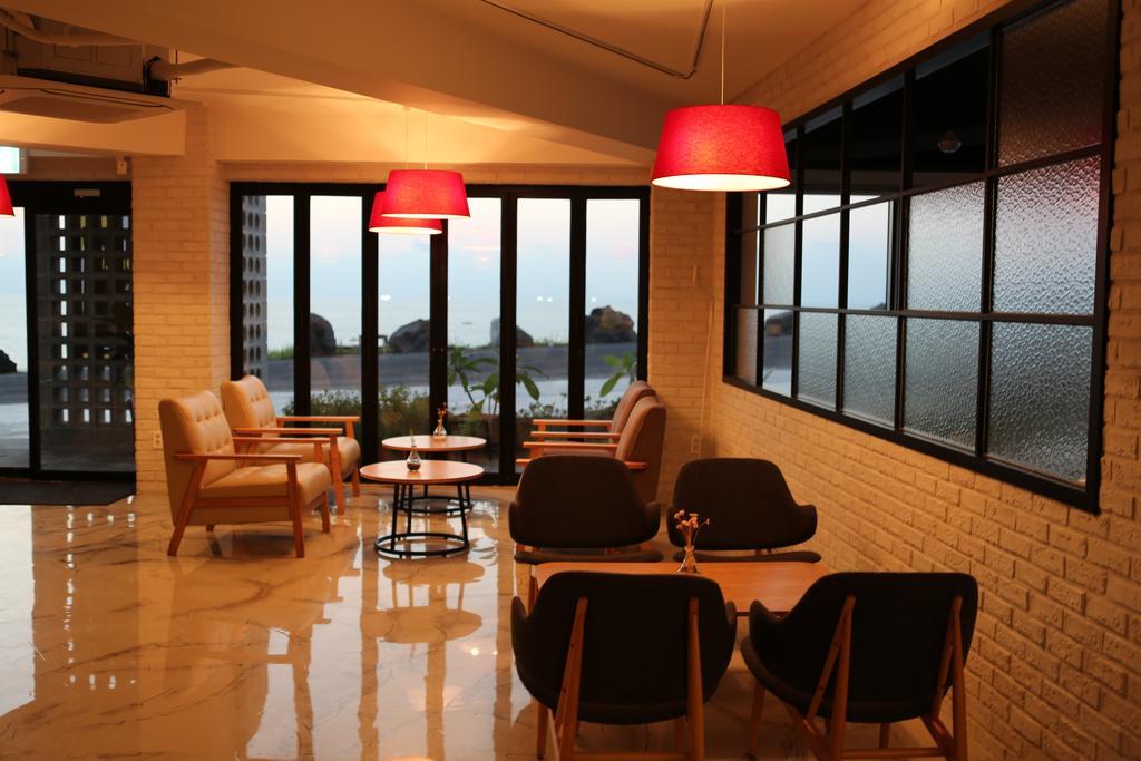 Plumeria Pension Jeju Exterior photo