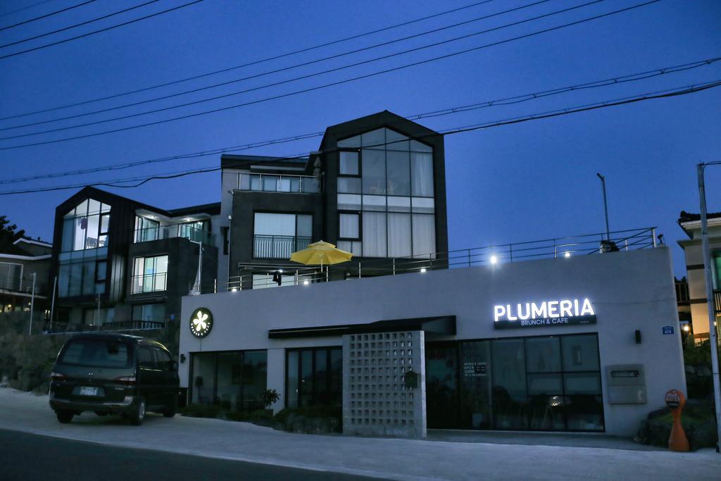 Plumeria Pension Jeju Exterior photo